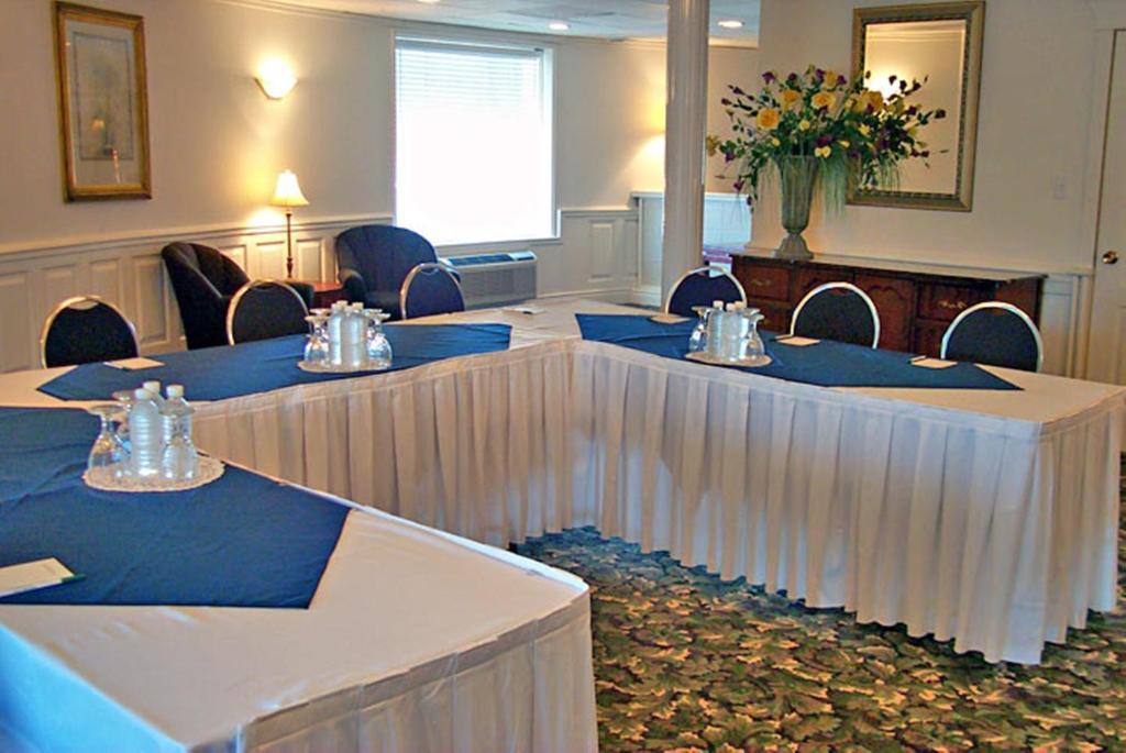 Ambassador Hotel Sudbury Extérieur photo